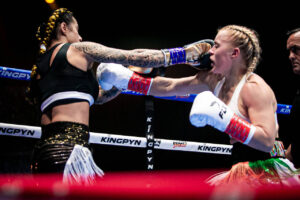 Elle Brooke vs. AJ Bunker: Misfits Boxing X Series 012: Live stream, results, highlights and discussion