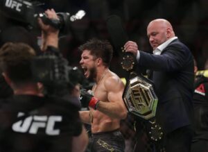 Dana White rips ex-UFC champ for early retirement
