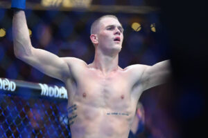 ‘He’s a track-star lmfao’ – UFC 298: Pros react to Ian Machado Garry’s boring win over Geoff Neal
