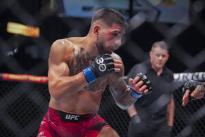 ‘Shocking!’ – UFC 298: Pros react to Ilia Topuria’s brutal KO over Alexander Volkanovski to win belt